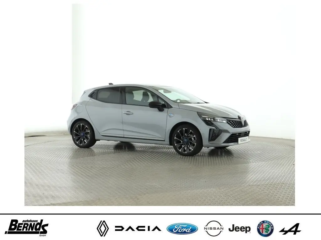 Photo 1 : Renault Clio 2023 Hybrid