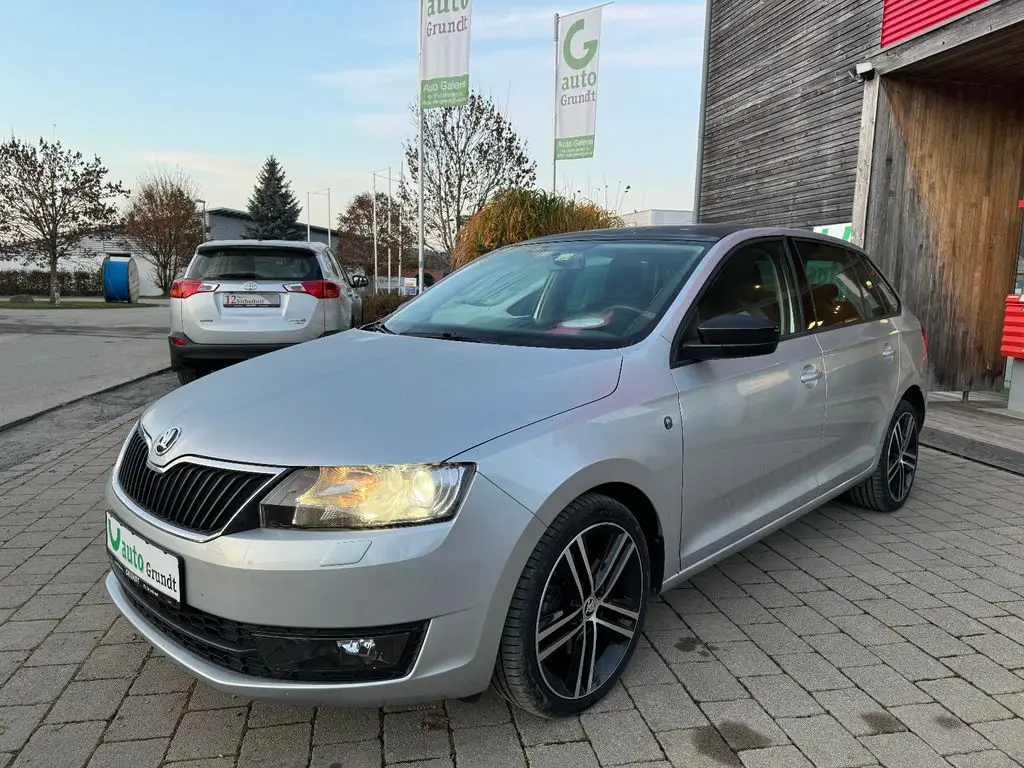 Photo 1 : Skoda Rapid 2015 Petrol