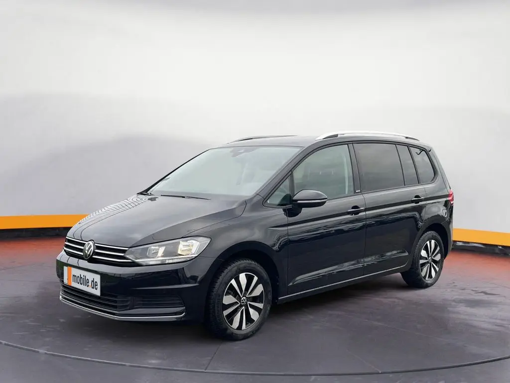 Photo 1 : Volkswagen Touran 2024 Petrol