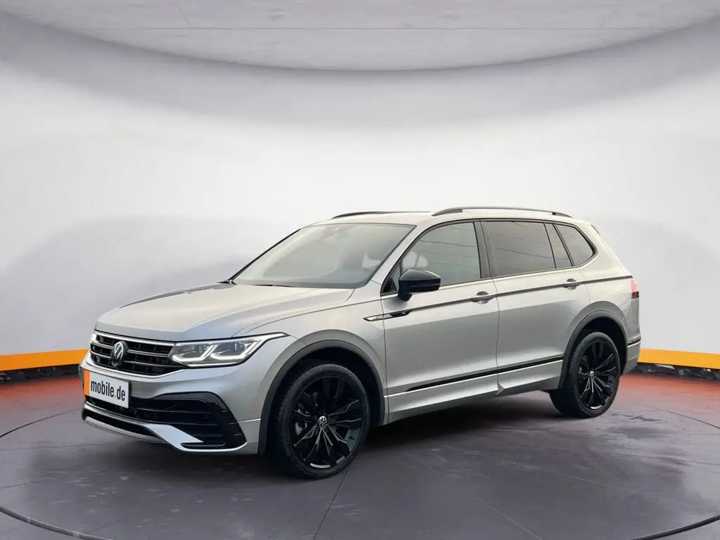 Photo 1 : Volkswagen Tiguan 2024 Petrol