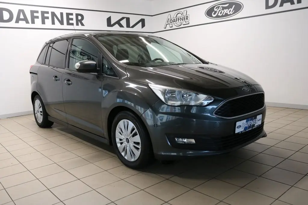 Photo 1 : Ford Grand C-max 2018 Petrol