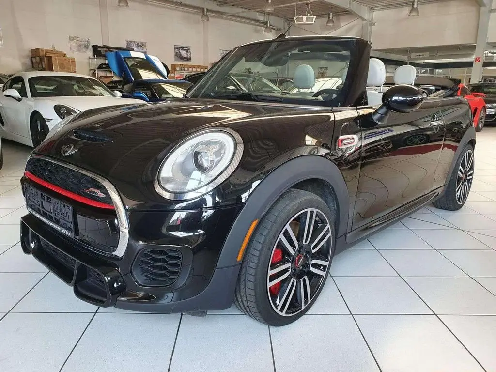 Photo 1 : Mini John Cooper Works 2017 Essence