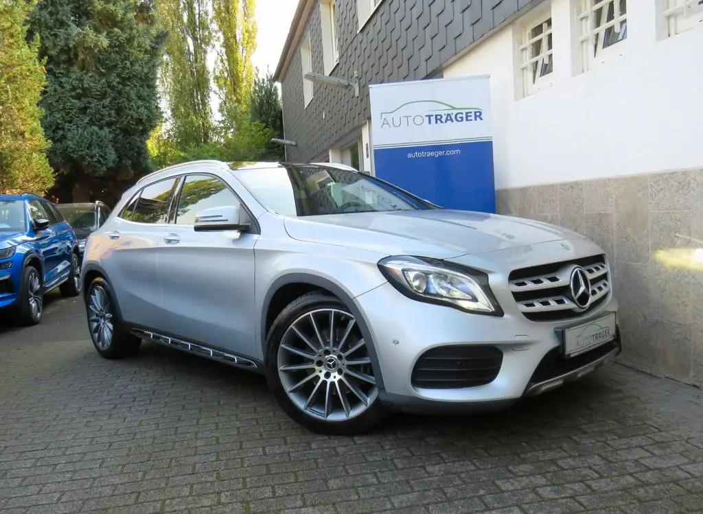 Photo 1 : Mercedes-benz Classe Gla 2019 Essence