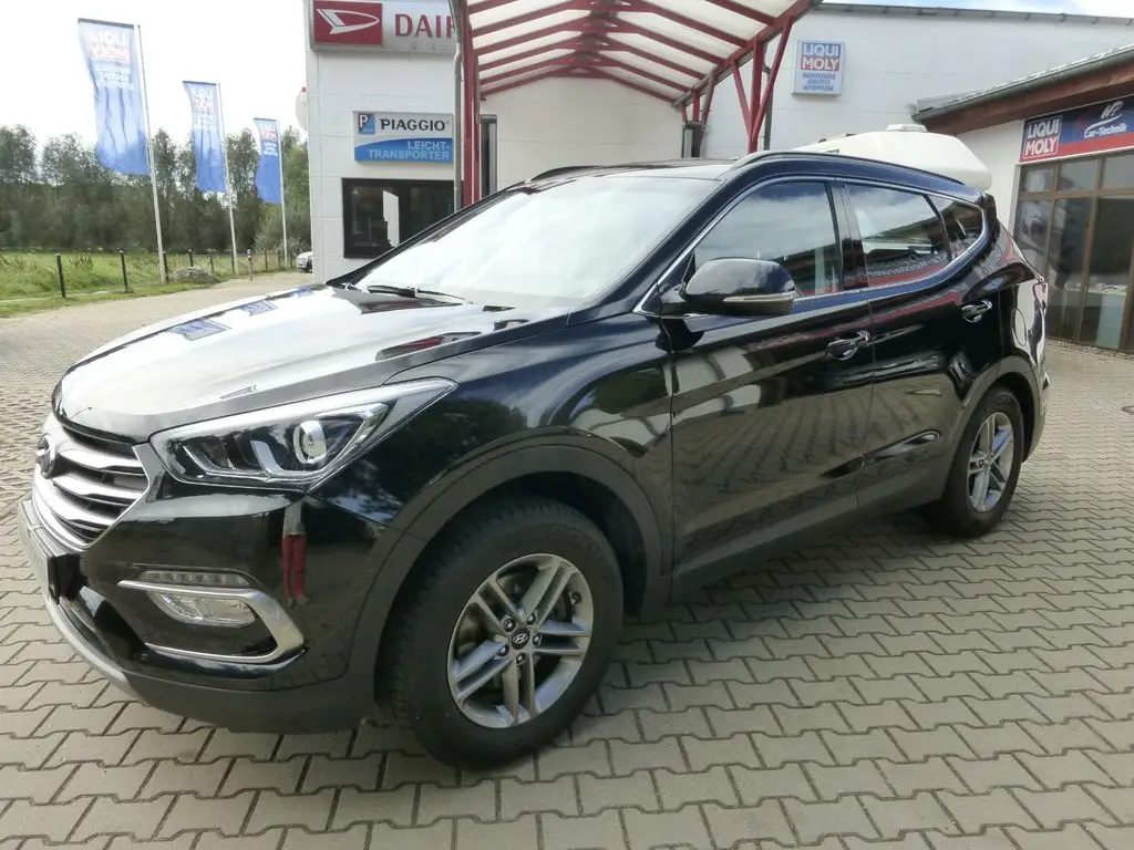 Photo 1 : Hyundai Santa Fe 2017 Petrol