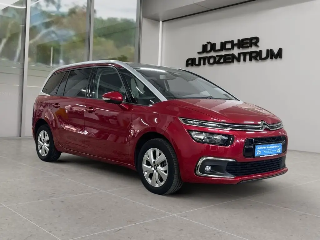 Photo 1 : Citroen C4 2018 Petrol