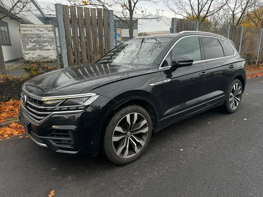 Photo 1 : Volkswagen Touareg 2018 Diesel