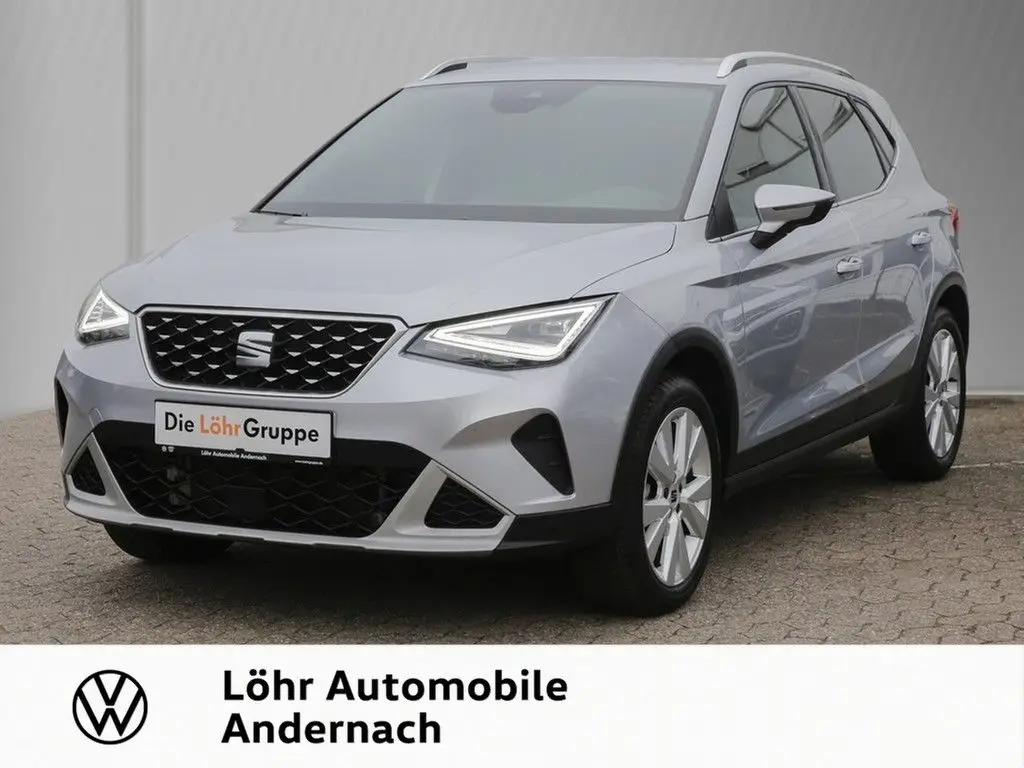 Photo 1 : Seat Arona 2022 Petrol