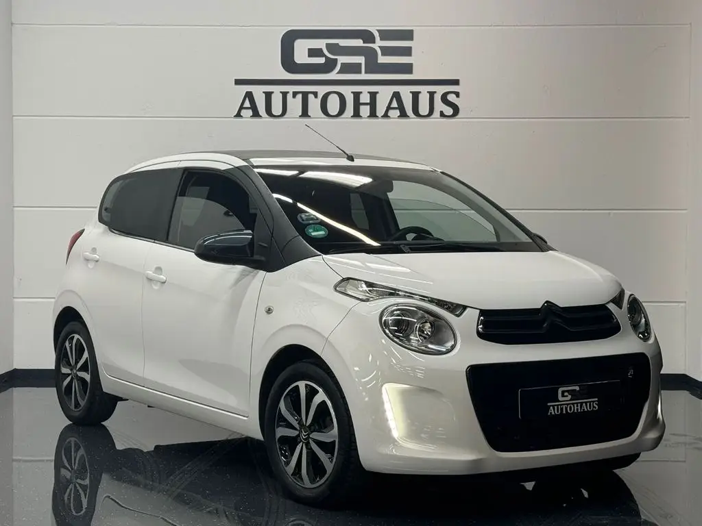 Photo 1 : Citroen C1 2015 Petrol