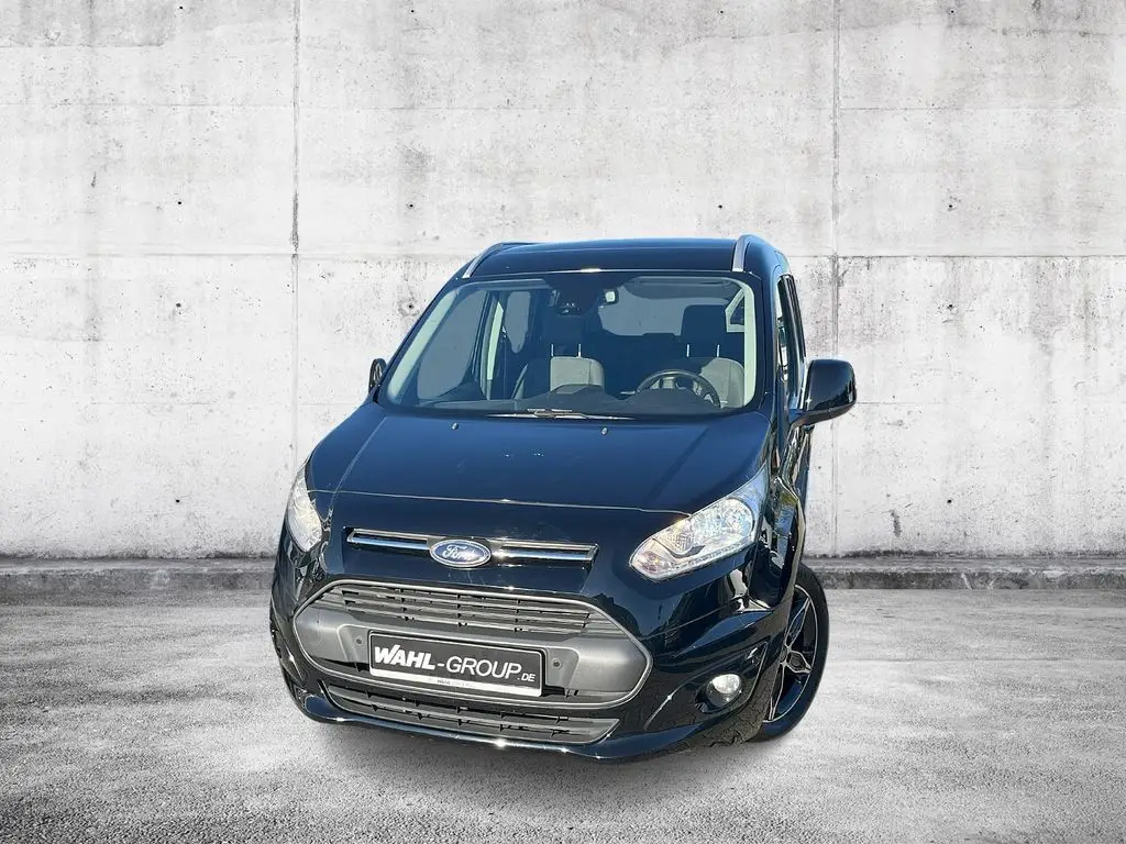 Photo 1 : Ford Tourneo 2017 Essence