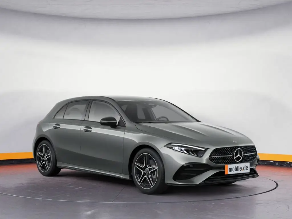 Photo 1 : Mercedes-benz Classe A 2023 Petrol