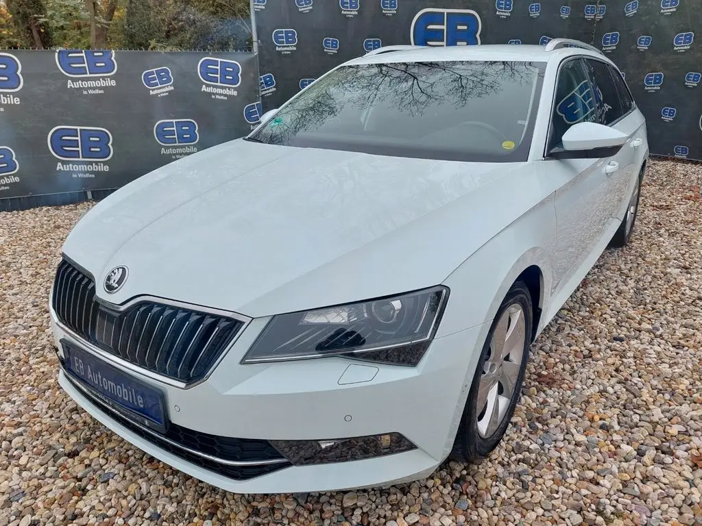 Photo 1 : Skoda Superb 2016 Diesel