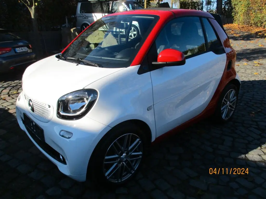 Photo 1 : Smart Fortwo 2019 Non renseigné