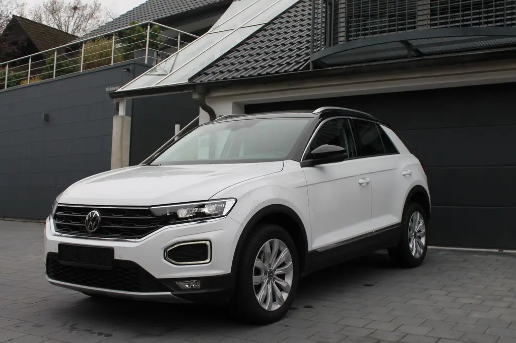 Photo 1 : Volkswagen T-roc 2022 Petrol