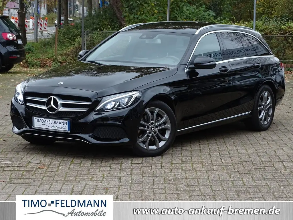 Photo 1 : Mercedes-benz Classe C 2017 Petrol