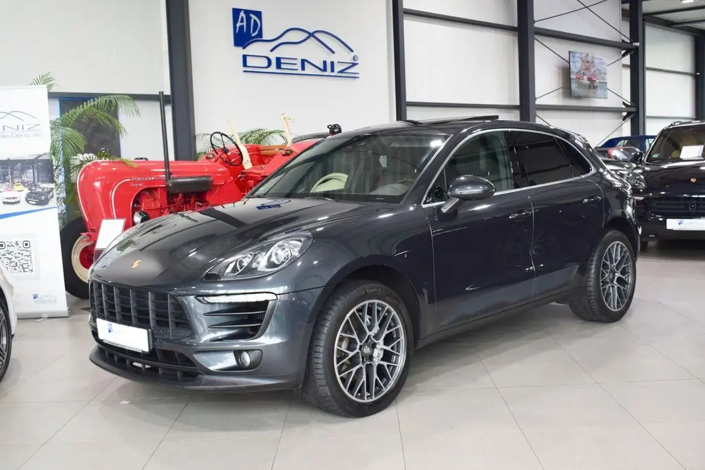 Photo 1 : Porsche Macan 2017 Essence