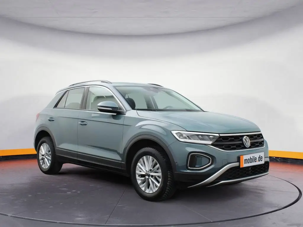 Photo 1 : Volkswagen T-roc 2024 Essence