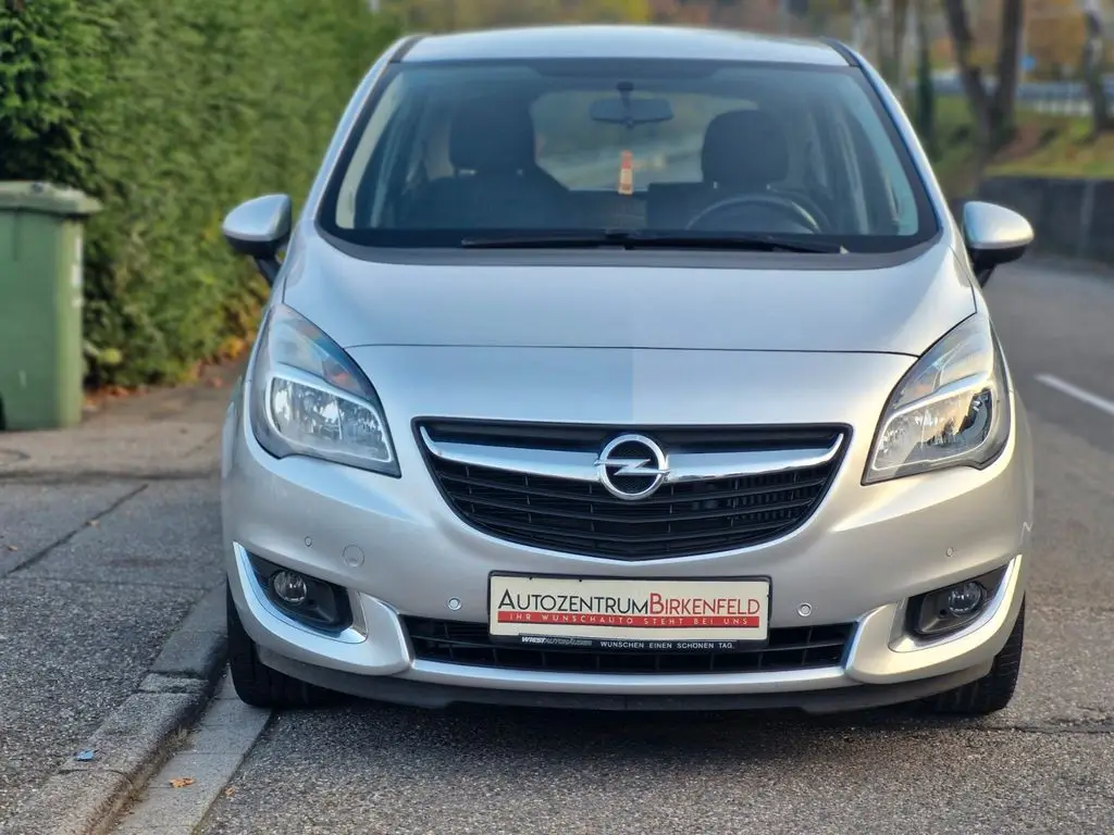 Photo 1 : Opel Meriva 2014 Petrol