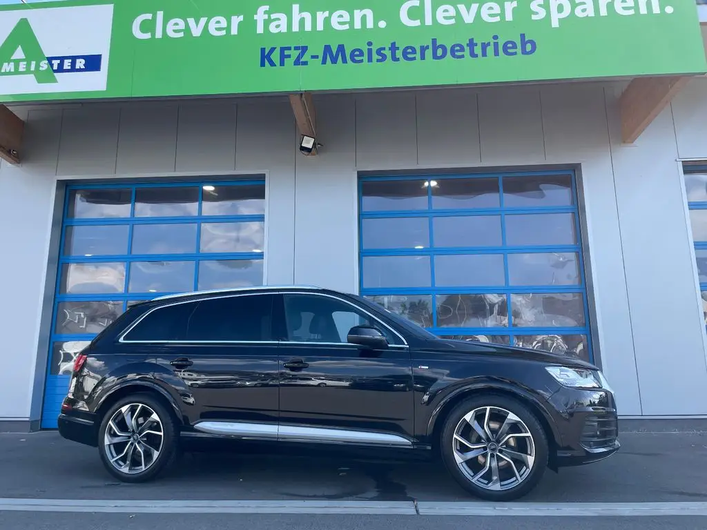 Photo 1 : Audi Q7 2018 Diesel