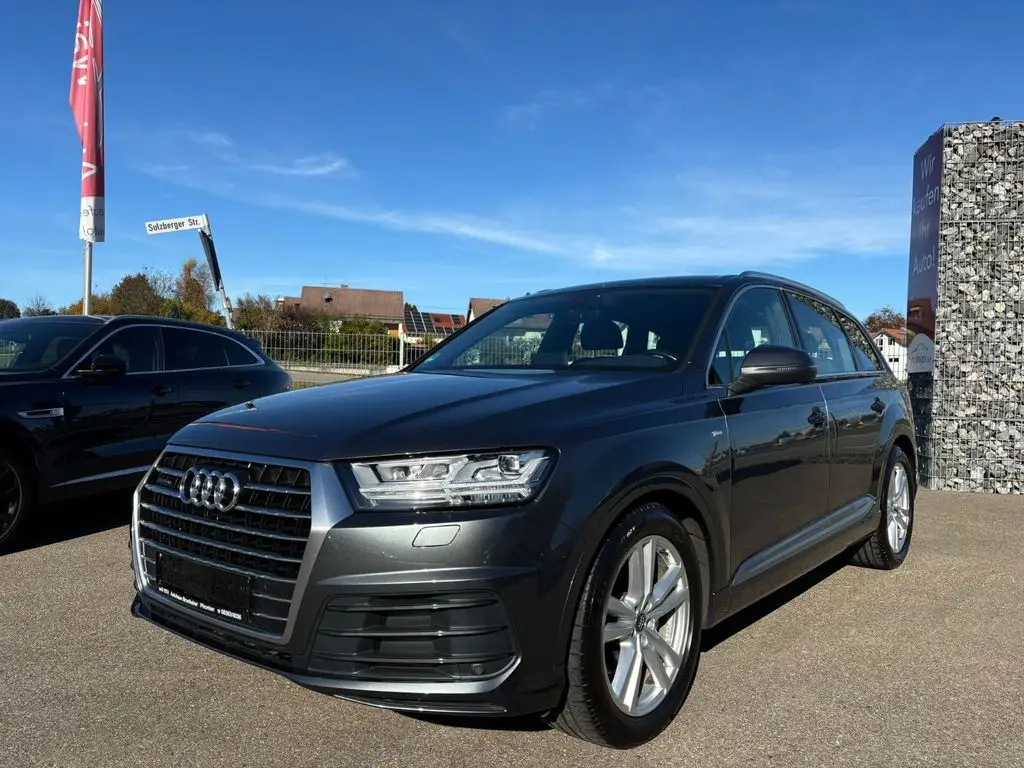 Photo 1 : Audi Q7 2017 Diesel