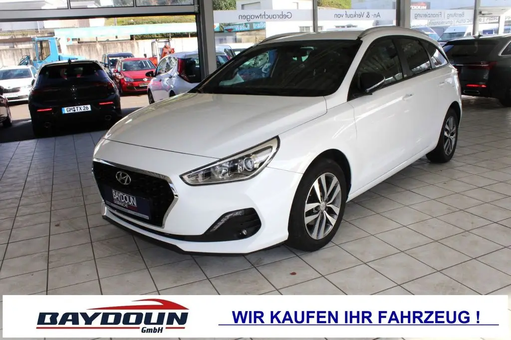 Photo 1 : Hyundai I30 2018 Petrol