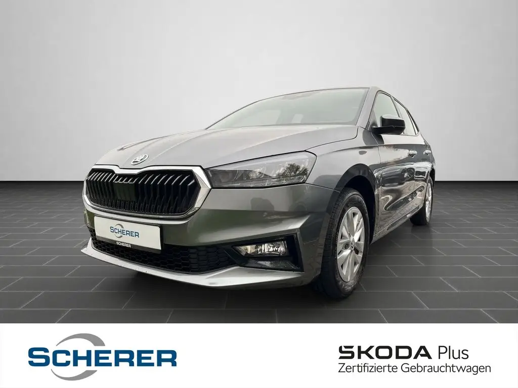 Photo 1 : Skoda Fabia 2024 Petrol