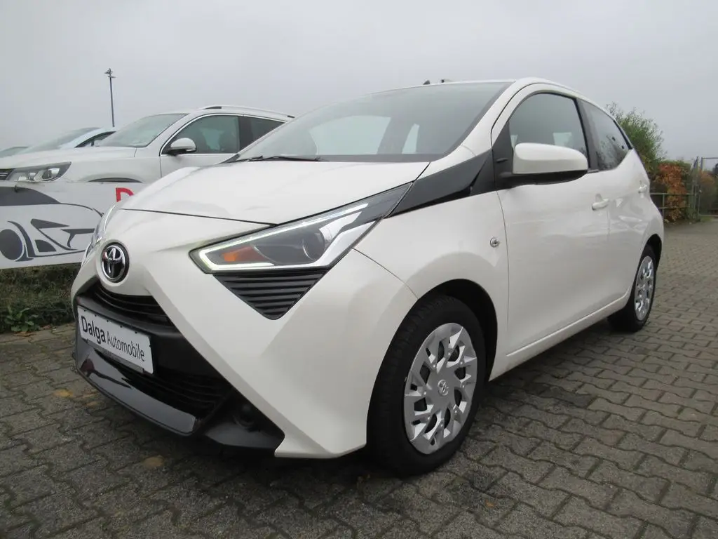 Photo 1 : Toyota Aygo X 2018 Essence