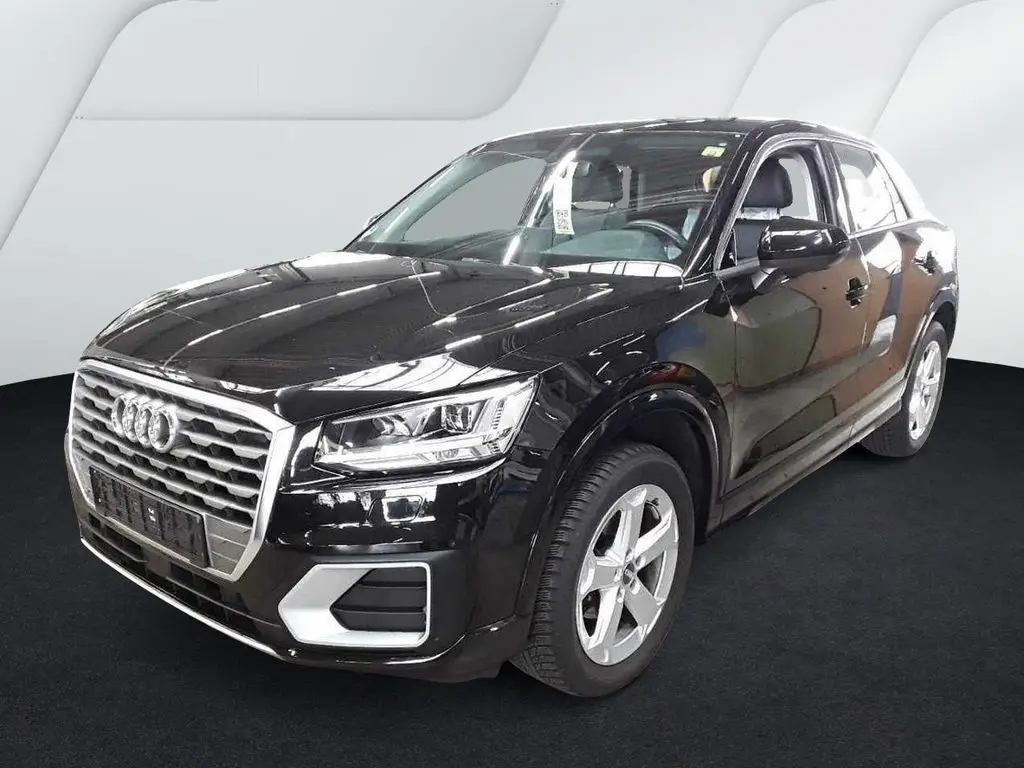 Photo 1 : Audi Q2 2020 Petrol