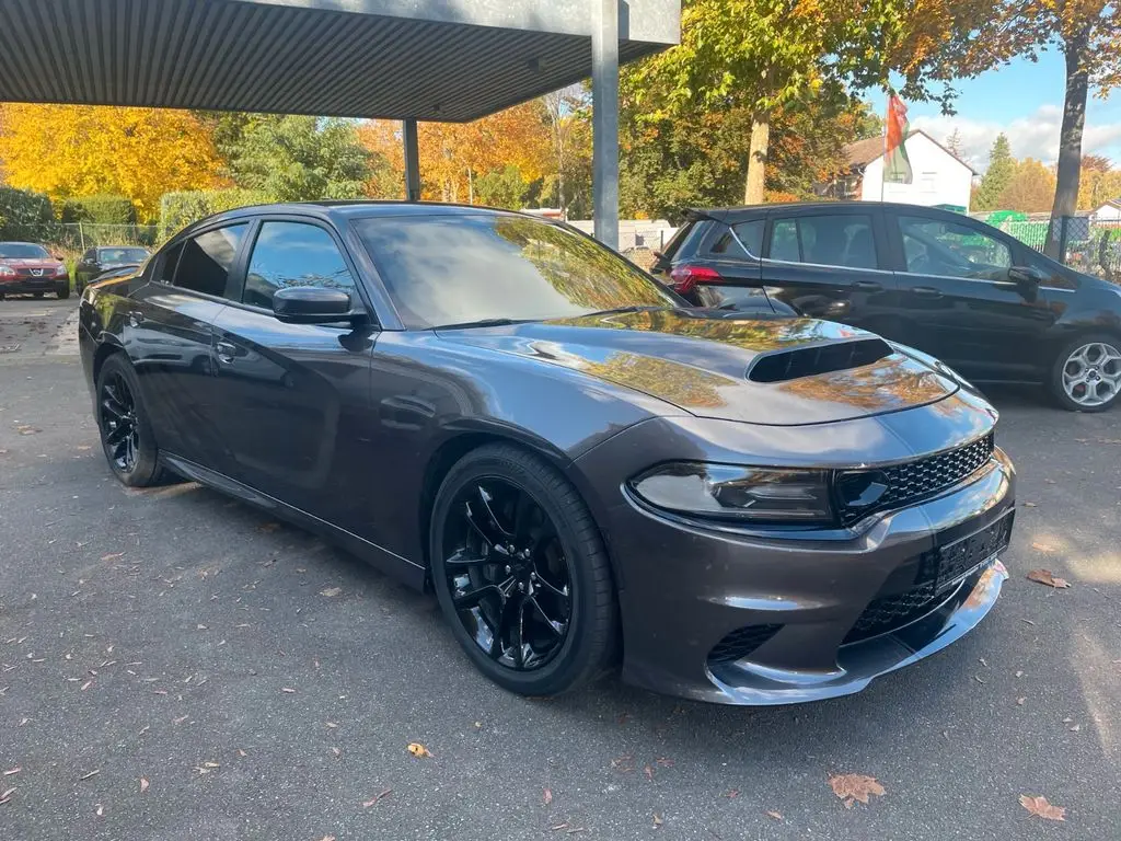 Photo 1 : Dodge Charger 2021 Petrol