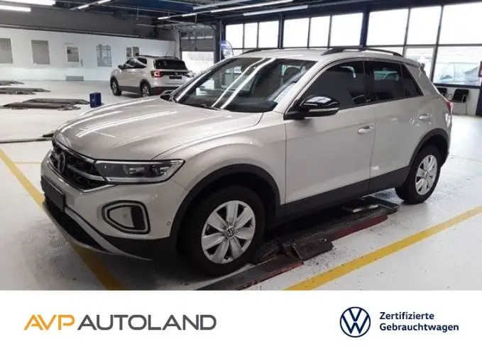 Photo 1 : Volkswagen T-roc 2023 Essence