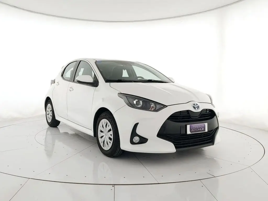 Photo 1 : Toyota Yaris 2021 Hybrid