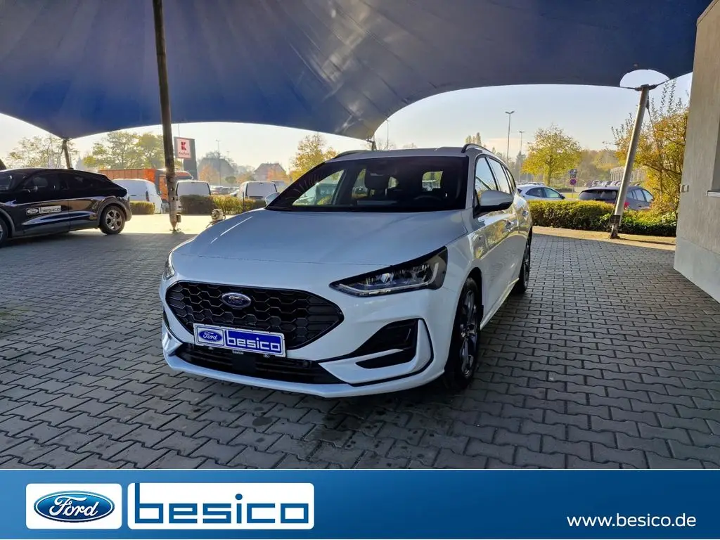 Photo 1 : Ford Focus 2024 Essence