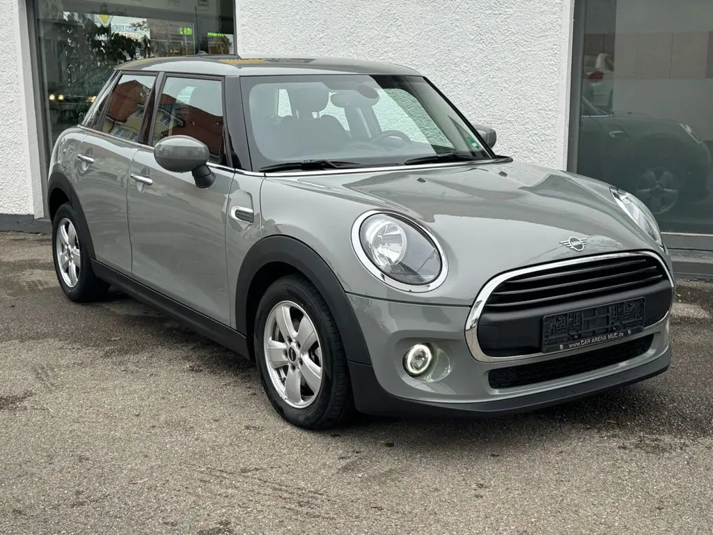 Photo 1 : Mini One 2020 Petrol