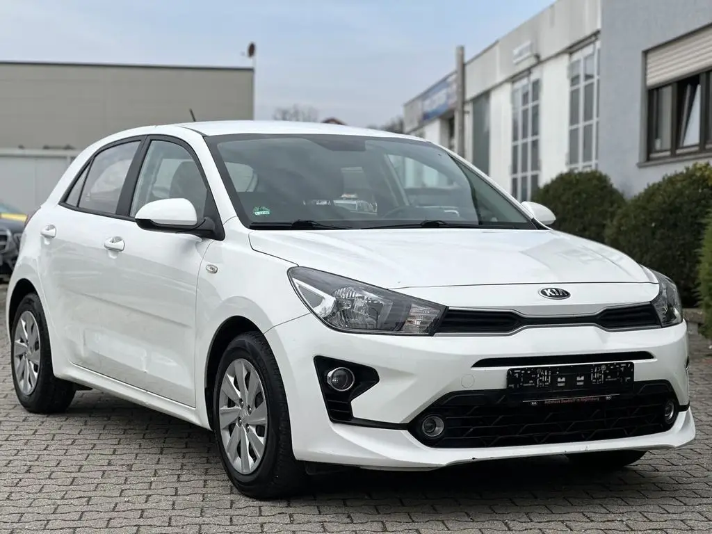 Photo 1 : Kia Rio 2020 Petrol