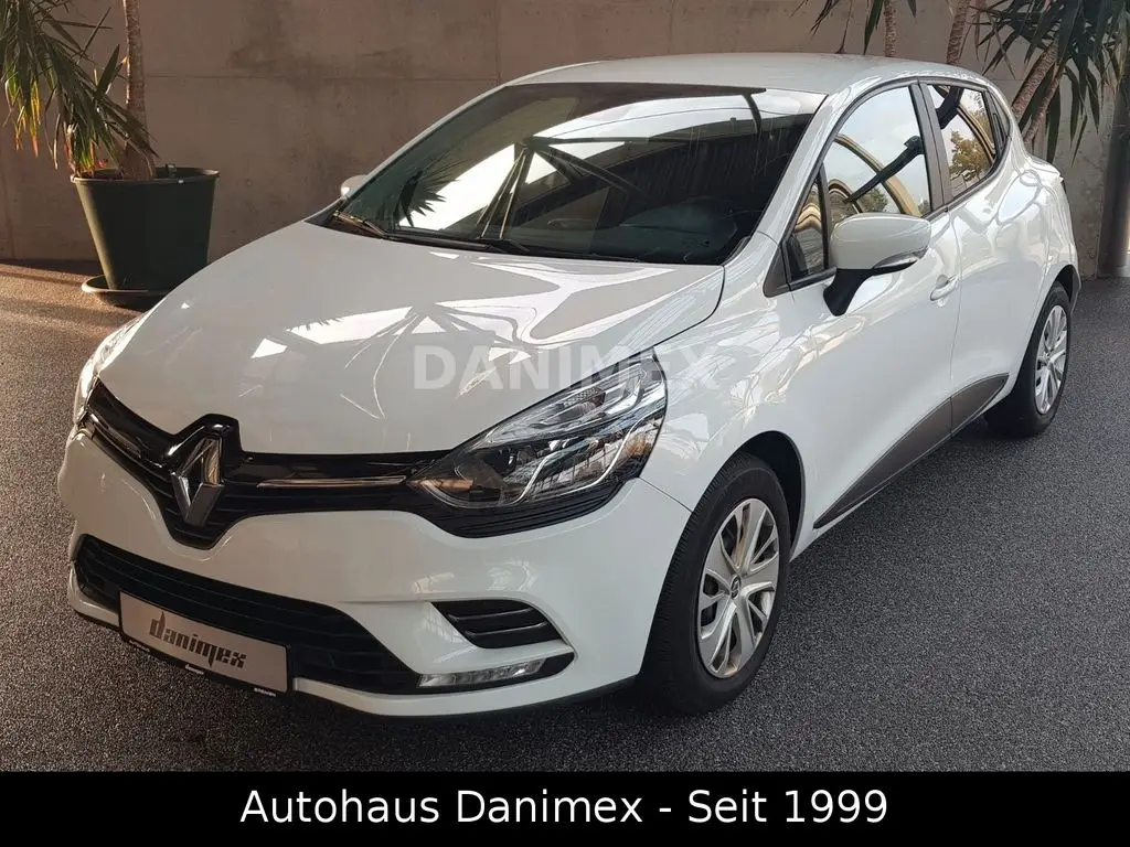 Photo 1 : Renault Clio 2017 Diesel