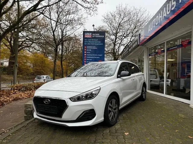 Photo 1 : Hyundai I30 2020 Petrol