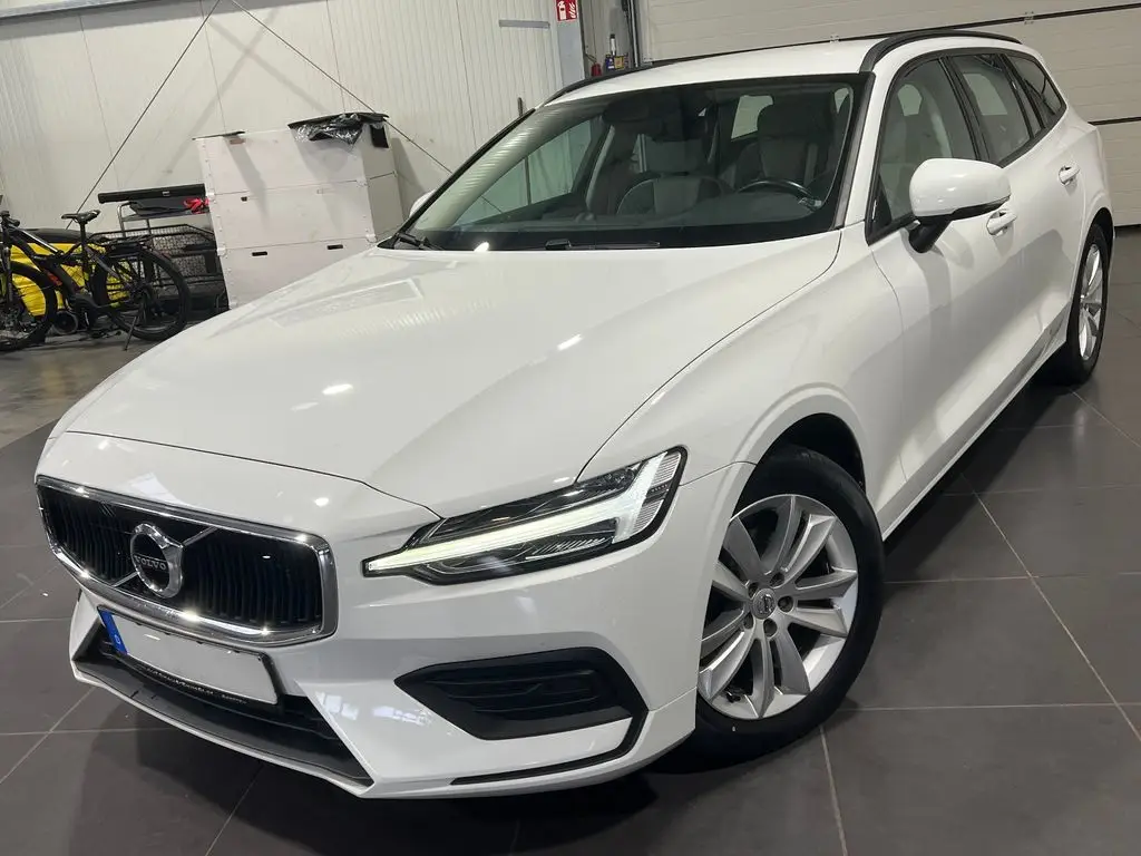 Photo 1 : Volvo V60 2019 Diesel