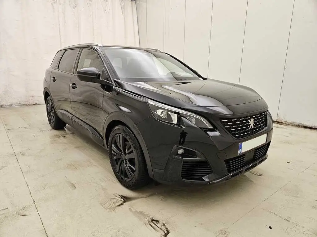 Photo 1 : Peugeot 5008 2019 Essence