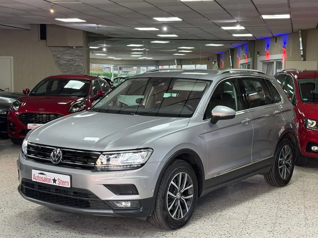 Photo 1 : Volkswagen Tiguan 2019 Petrol