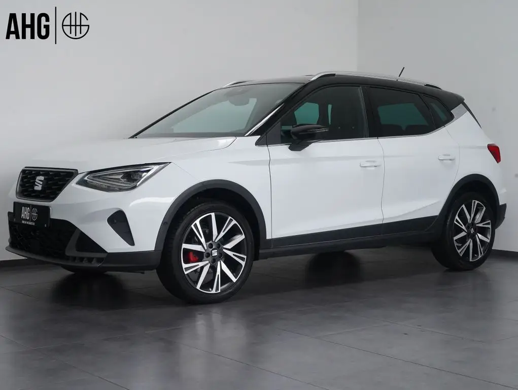 Photo 1 : Seat Arona 2024 Essence