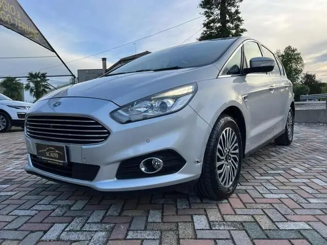 Photo 1 : Ford S-max 2019 Petrol