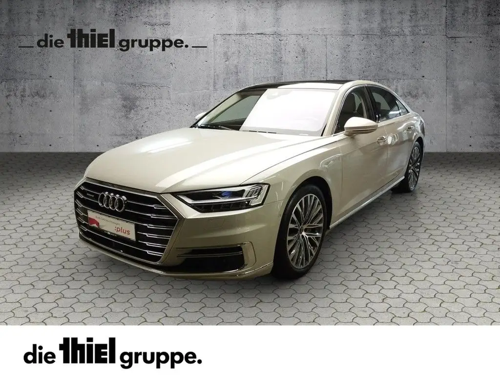 Photo 1 : Audi A8 2021 Essence