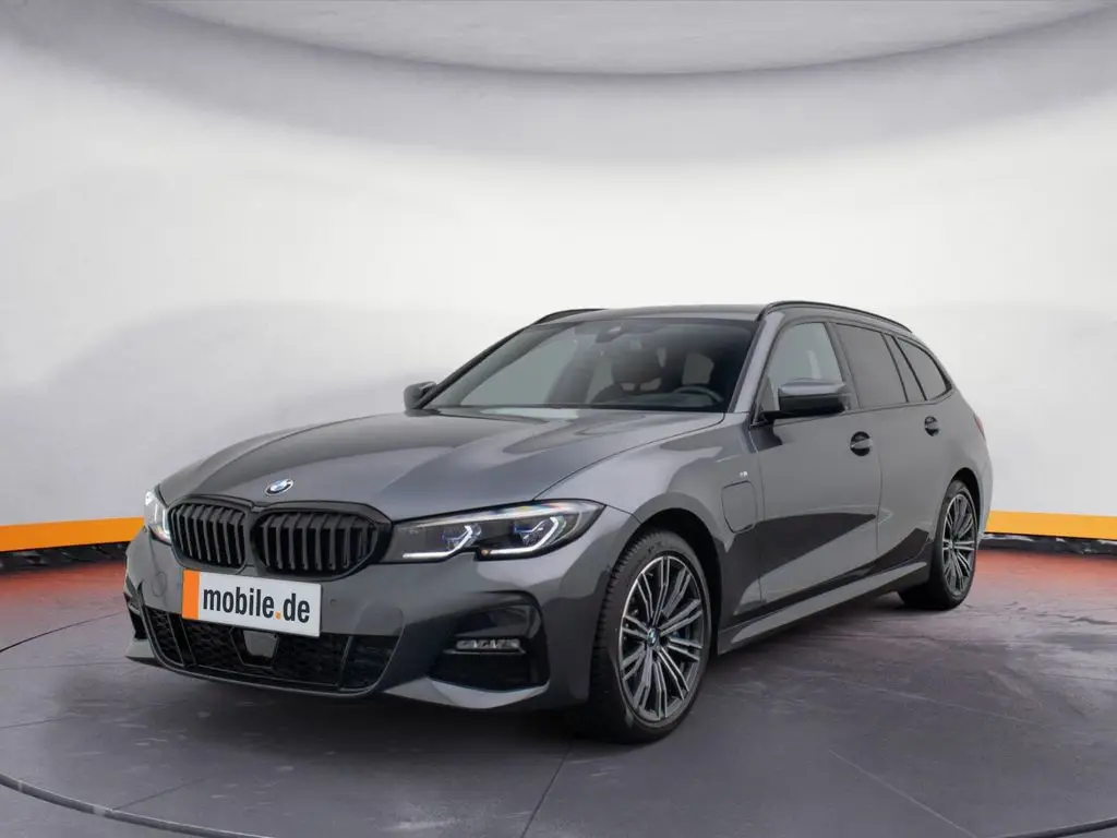 Photo 1 : Bmw Serie 3 2021 Hybrid