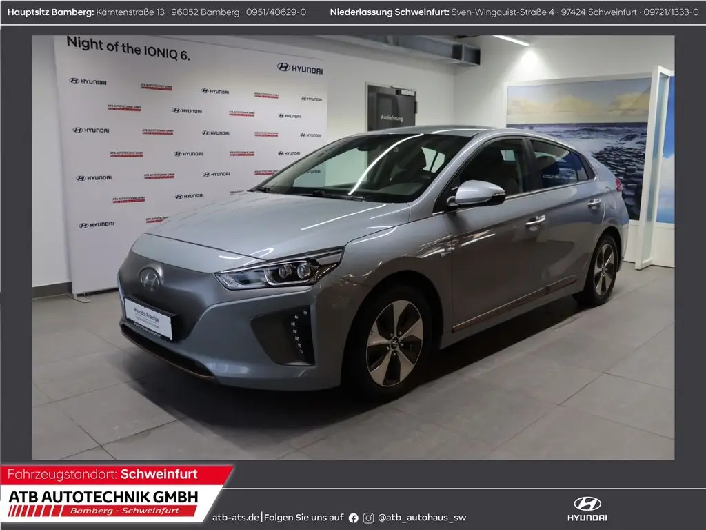 Photo 1 : Hyundai Ioniq 2018 Non renseigné