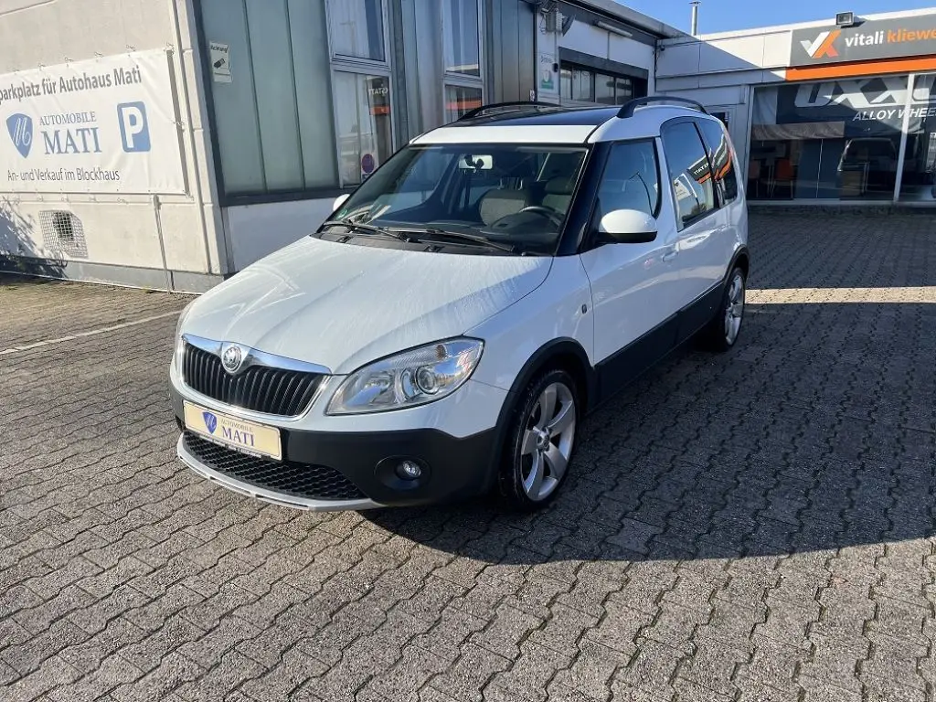 Photo 1 : Skoda Roomster 2015 Petrol