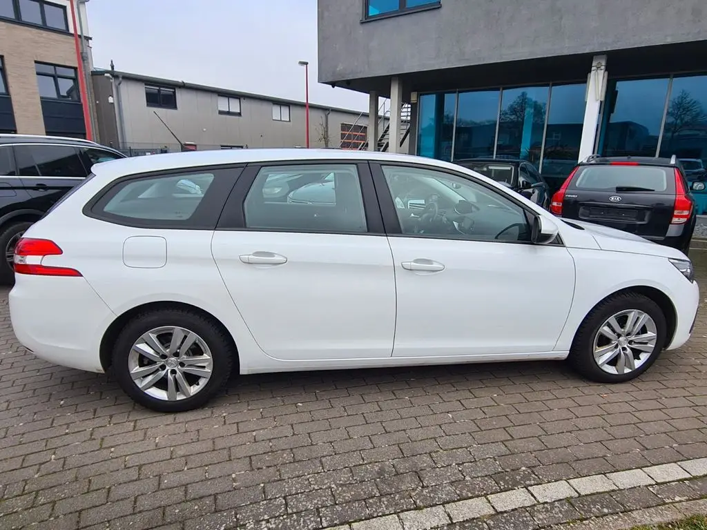 Photo 1 : Peugeot 308 2020 Diesel