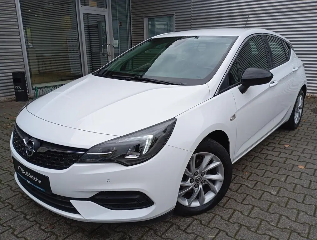 Photo 1 : Opel Astra 2021 Petrol