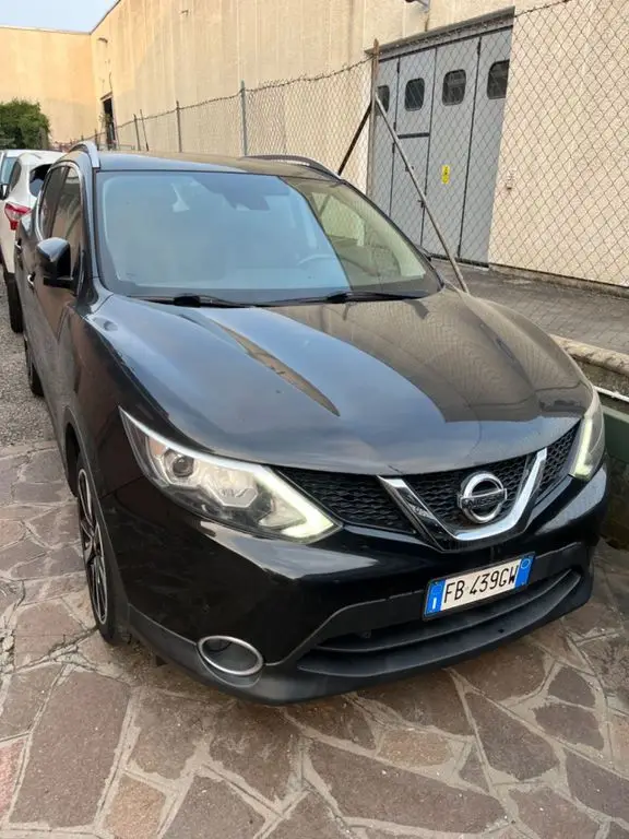 Photo 1 : Nissan Qashqai 2015 Diesel