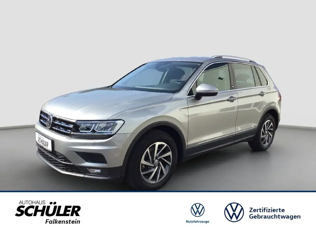 Photo 1 : Volkswagen Tiguan 2018 Essence