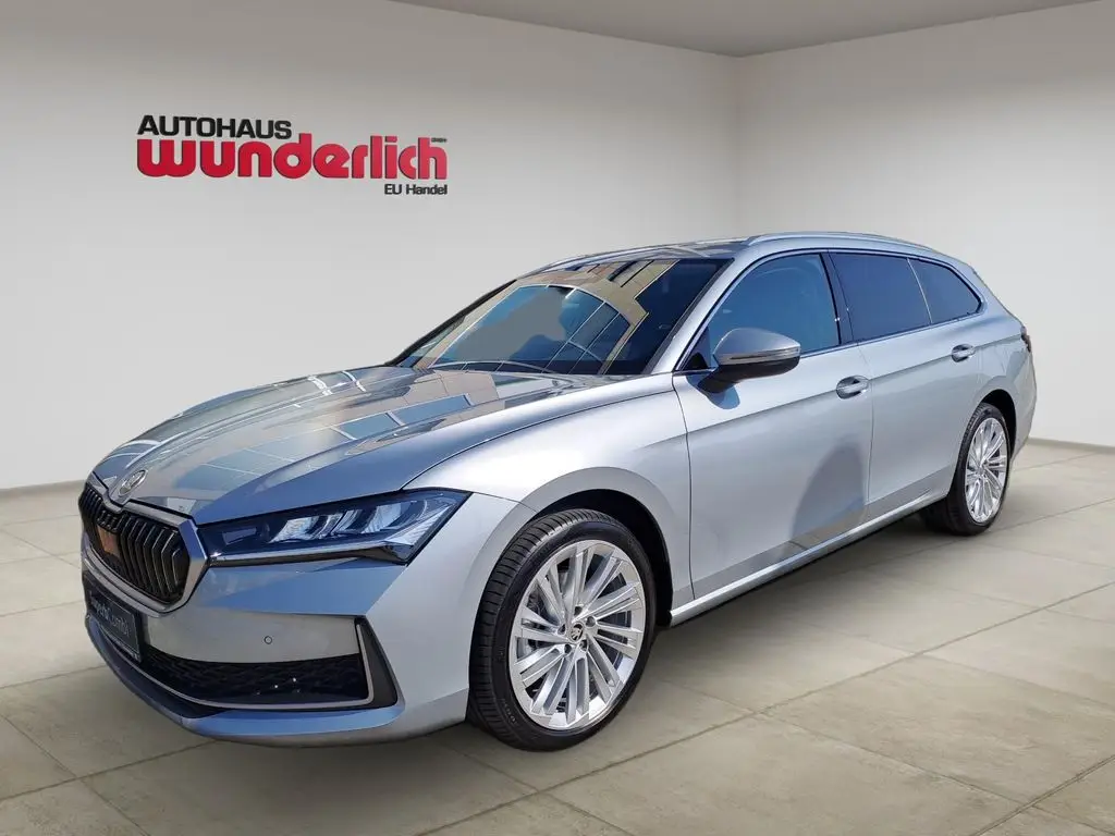 Photo 1 : Skoda Superb 2024 Essence