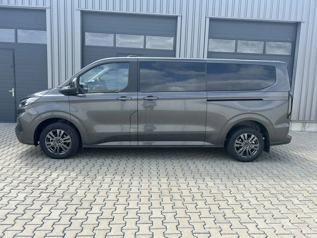 Photo 1 : Ford Tourneo 2024 Diesel